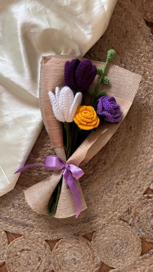 Bouquet of roses and tulips